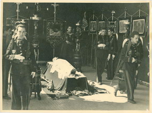 sepulcro-corporacion-historia-marina-1952