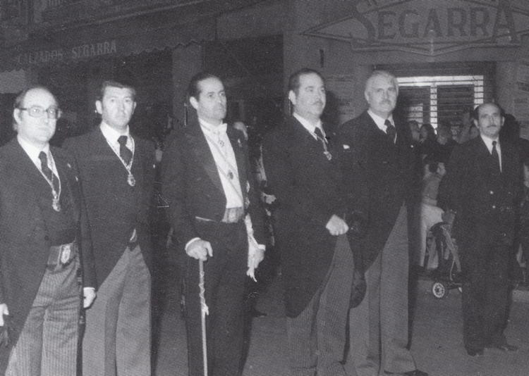 sepulcro-corporacion-historia-postguerra-0024-242