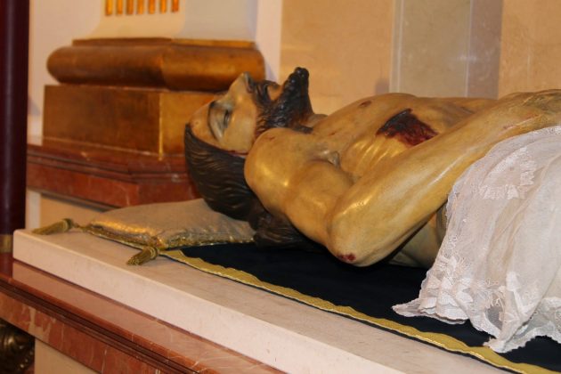 sepulcro-iglesia-cister-edificio-imagenes-pinacoteca-IMG_0350