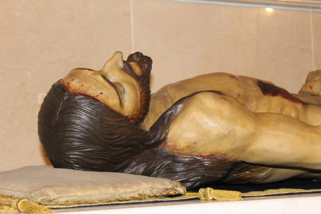 sepulcro-iglesia-cister-edificio-imagenes-pinacoteca-IMG_0351